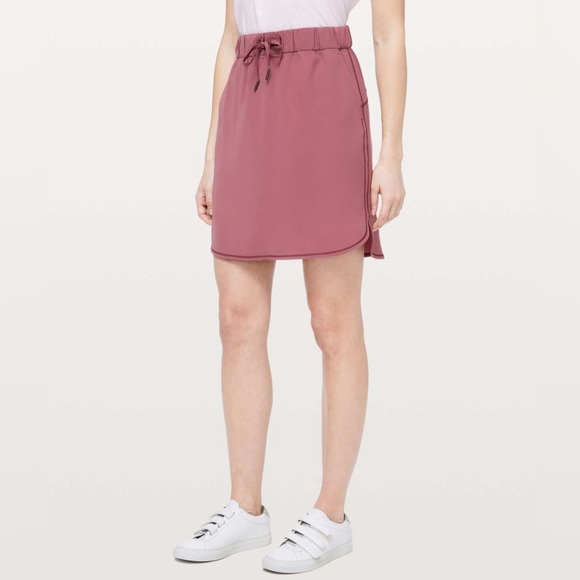 Lululemon On the Fly Skirt - Picture 2 of 5